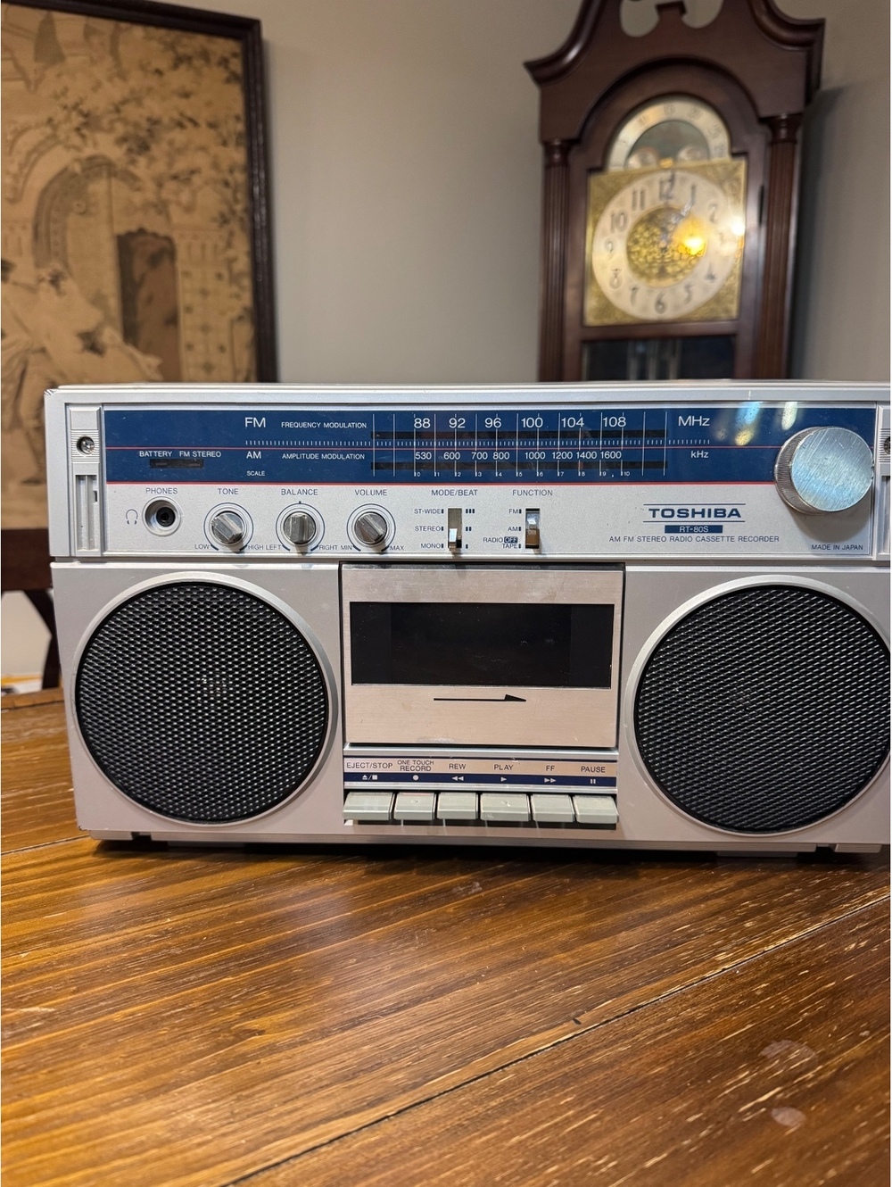 Vintage Toshiba RT-80S AM/FM Stereo Radio Cassette Recorder Boombox Japan